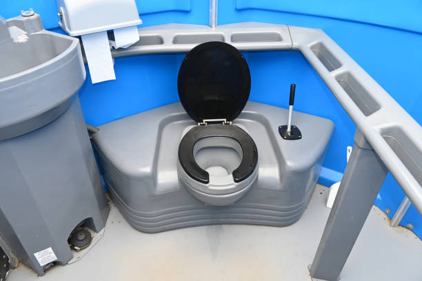 Best Standard Portable Toilet Rental  in USA